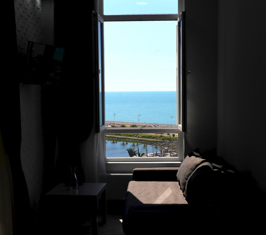Queen Tamara Apartment Batoumi Extérieur photo