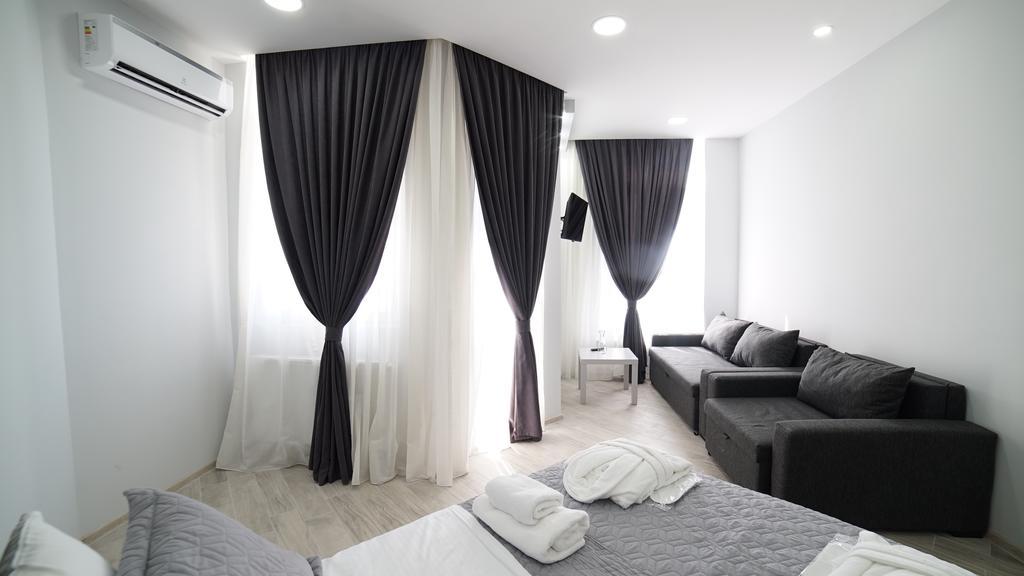 Queen Tamara Apartment Batoumi Extérieur photo
